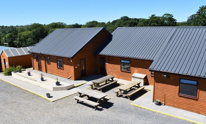 Dolwen, Gilman & Ragwen Lodge